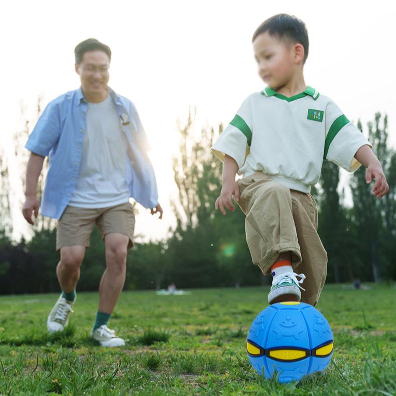 Super Jouet Boule UFO volante magique pour Enfants